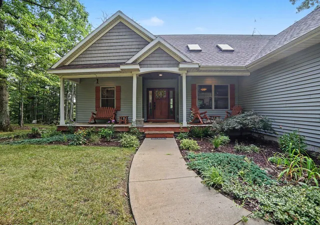 Photo 3 of Single family home for sale at 11404 Lorenson Rd #+ 10 acres, Montague, MI 49437 | MLS# 71026047215 | Listing updated on 2026-09-09