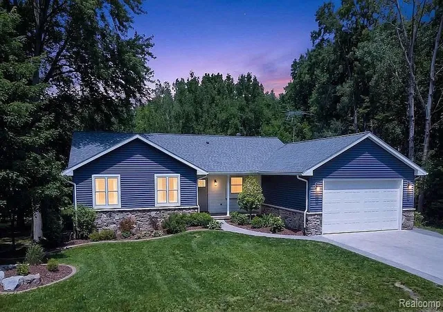 Photo 1 of Sale Pending at 1555 Thompson Rd, Bad Axe, MI 48413 | MLS# 20261071502 | Listing updated on 2026-09-24