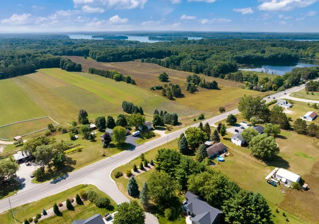 Land for sale at 4029 Ctr Farm Ln, LongLakeTownship_GrandTraverse, MI 49685 | MLS# 78080073252