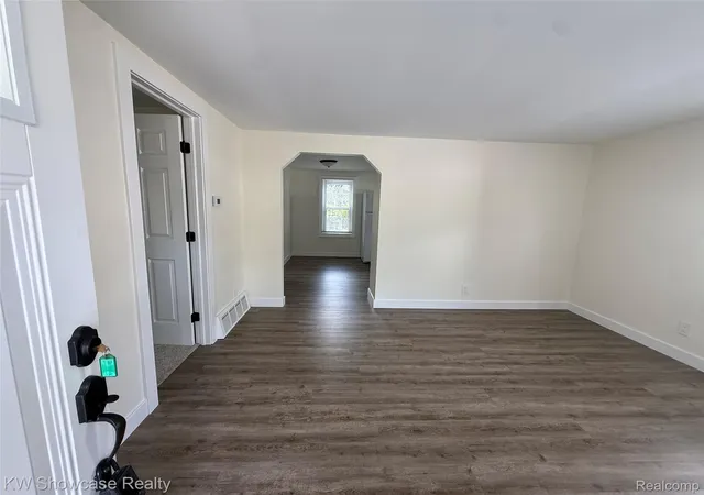 Photo 2 of Single family home for sale at 3312 Mandrake St, Commerce Township, MI 48382 | MLS# 20261071512 | Listing updated on 2026-09-09
