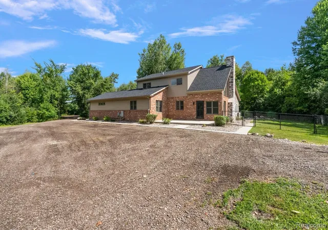 Photo 2 of Single family home for sale at 13392 Belsay Rd, Millington, MI 48746 | MLS# 20261071514 | Listing updated on 2026-09-17
