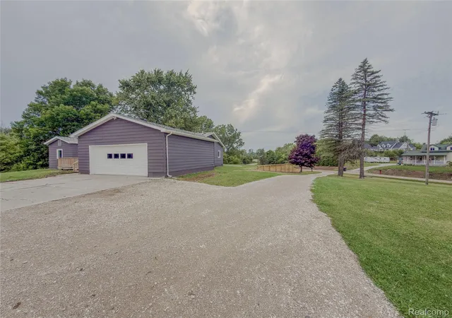 Photo 3 of Single family home for sale at 12248 E Atherton Rd, Davison, MI 48423 | MLS# 20261071522 | Listing updated on 2026-09-05