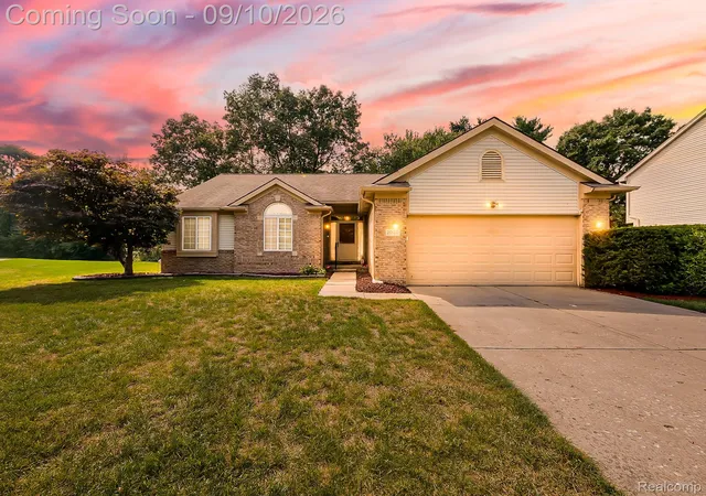 Photo 1 of Single family home for sale at 2030 Orchard Ct, West Bloomfield, MI 48324 | MLS# 20261071523 | Listing updated on 2026-09-13