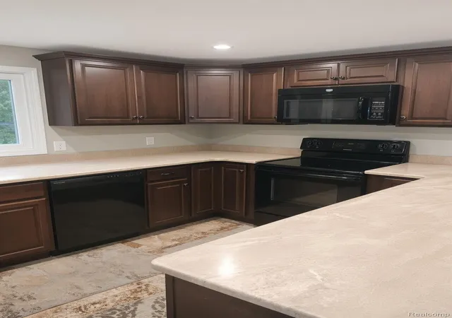 Photo 3 of Single family home for sale at 8922 Stone Rd, Clay, MI 48001 | MLS# 20261071530 | Listing updated on 2026-09-05
