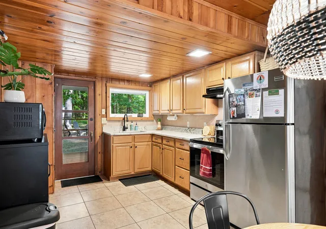 Photo 3 of Single family home for sale at 7674 Ladd Dr, Rapid City, MI 49676 | MLS# 78080073256 | Listing updated on 2026-09-16