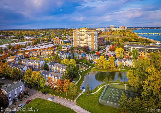 Photo 2 of Condo for sale at 250 E Harbortown Dr #1310, Detroit, MI 48207 | MLS# 20261071538 | Listing updated on 2026-10-06