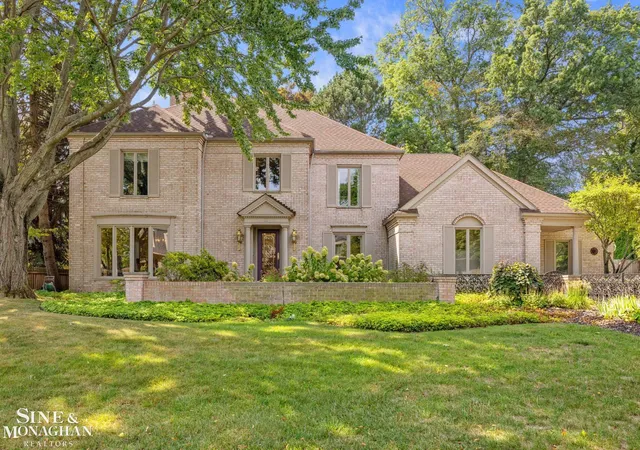 Photo 1 of Single family home for sale at 17 Belle Meade St, Grosse Pointe Shores, MI 48236 | MLS# 58050220896 | Listing updated on 2026-09-12