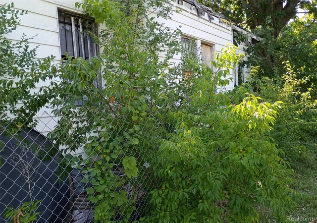 Photo 2 of Single family home for sale at 68 E Nevada St, Highland Park, MI 48203 | MLS# 20261071546 | Listing updated on 2026-09-10
