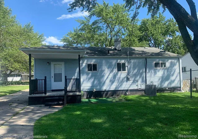 Photo 3 of Single family home for sale at 21817 Weller Ave, Warren, MI 48089 | MLS# 20261071552 | Listing updated on 2026-09-07