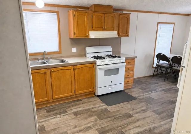 Photo 3 of Single family home for sale at 18 Brookfield, Swartz Creek, MI 48473 | MLS# 20261071561 | Listing updated on 2026-09-06