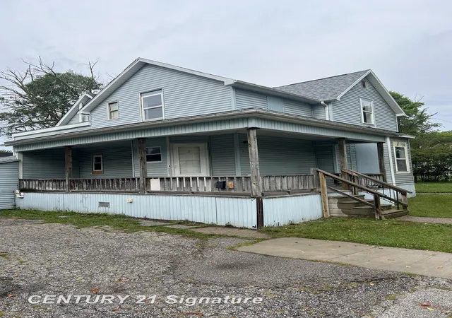 Multi family home for sale at 815 Mackinaw St, Saginaw, MI 48602 | MLS# 61050220908