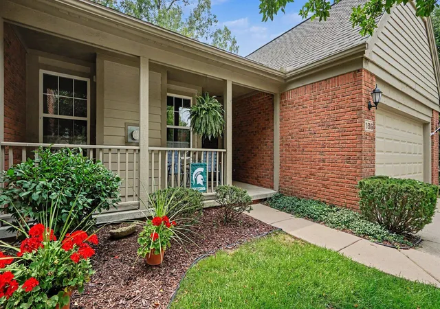 Photo 2 of Condo for sale at 106 Village Pl Dr, Chelsea, MI 48118 | MLS# 81026047253 | Listing updated on 2026-09-14