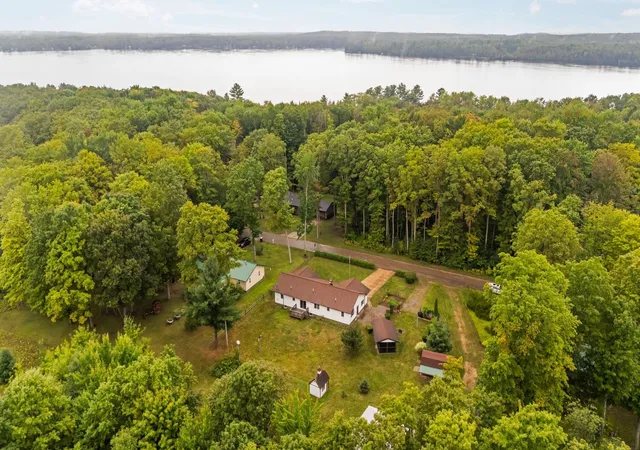 Photo 1 of Single family home for sale at 5182 E Shore Dr, Kalkaska, MI 49646 | MLS# 78080073260 | Listing updated on 2026-09-07