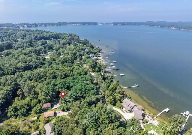 Photo 3 of Single family home for sale at 6101 S Shore Dr, Whitehall, MI 49461 | MLS# 71026047255 | Listing updated on 2026-09-05