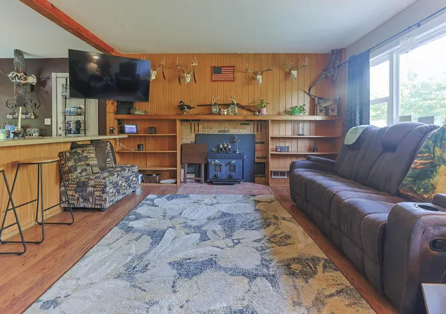 Photo 3 of Single family home for sale at 14910 Boyle Lake Rd, Buchanan, MI 49107 | MLS# 69026047264 | Listing updated on 2026-09-16