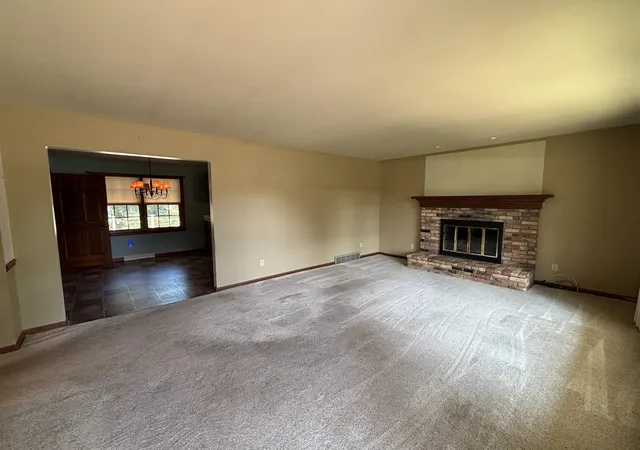 Photo 3 of Single family home for sale at 3884 S 2 Mile Rd, Bay City, MI 48706 | MLS# 81026047266 | Listing updated on 2026-09-10