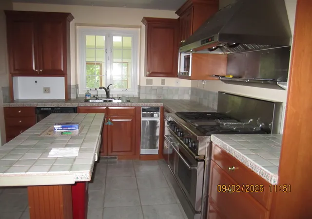 Photo 2 of Single family home for sale at 741 W Center St, Douglas, MI 49406 | MLS# 71026047270 | Listing updated on 2026-09-04