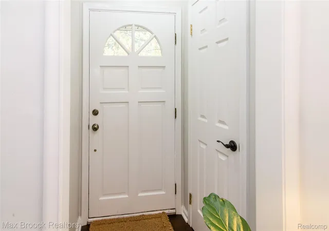 Photo 2 of Single family home for sale at 1533 Mansfield Rd, Birmingham, MI 48009 | MLS# 20261071584 | Listing updated on 2026-09-08