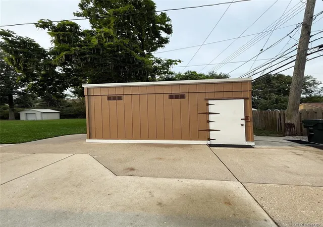 Photo 3 of Single family home for sale at 45440 Wakefield St, Shelby Township, MI 48317 | MLS# 20261071585 | Listing updated on 2026-09-05