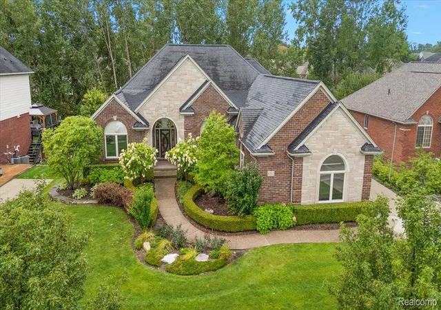 Photo 1 of Single family home for sale at 6332 Shadydale Dr, Shelby Township, MI 48316 | MLS# 20261071586 | Listing updated on 2026-09-11