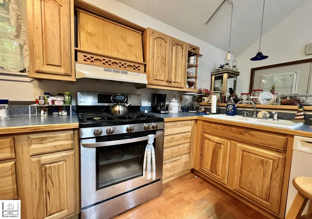 Photo 3 of Single family home for sale at 1741 Columbine St, East Tawas, MI 48730 | MLS# 5050220929 | Listing updated on 2026-09-04