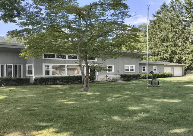 Photo 3 of Single family home for sale at 1146 Shady Shrs Dr, Niles, MI 49120 | MLS# 69026047284 | Listing updated on 2026-09-14