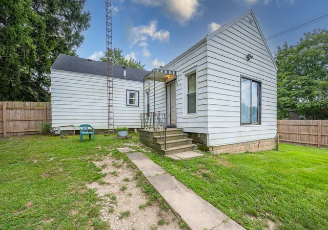 Photo 1 of Single family home for sale at 6655 E Main St, Eau Claire, MI 49111 | MLS# 69026047285 | Listing updated on 2026-09-11