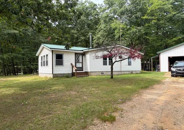 Photo 3 of Single family home for sale at 124 Osceola Ledge Dr, Rose Lake Township Osceola, MI 49655 | MLS# 69026047287 | Listing updated on 2026-09-14