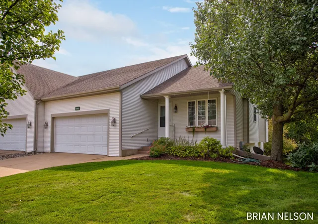 Condo for sale at 14462 Twin Oaks St, Holland, MI 49424 | MLS# 71026047288