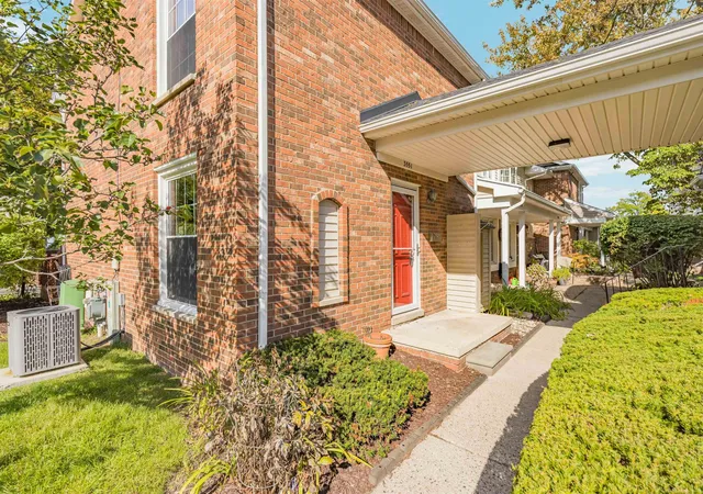 Condo for sale at 3551 Crooks Rd, Royal Oak, MI 48073 | MLS# 58050220934