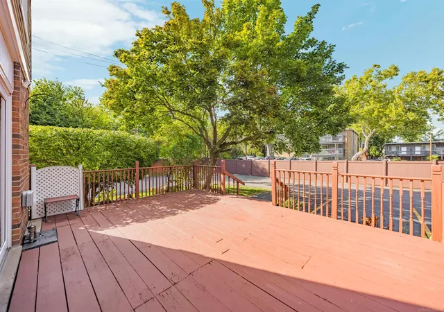 Photo 4 of Condo for sale at 3551 Crooks Rd, Royal Oak, MI 48073 | MLS# 58050220934 | Listing updated on 2026-09-09
