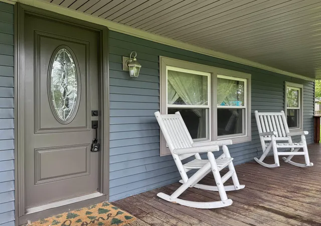 Photo 3 of Single family home for sale at 351 Center St, Algonac, MI 48001 | MLS# 58050220936 | Listing updated on 2026-10-10