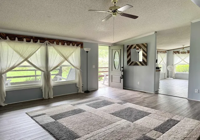 Photo 4 of Single family home for sale at 351 Center St, Algonac, MI 48001 | MLS# 58050220936 | Listing updated on 2026-10-10