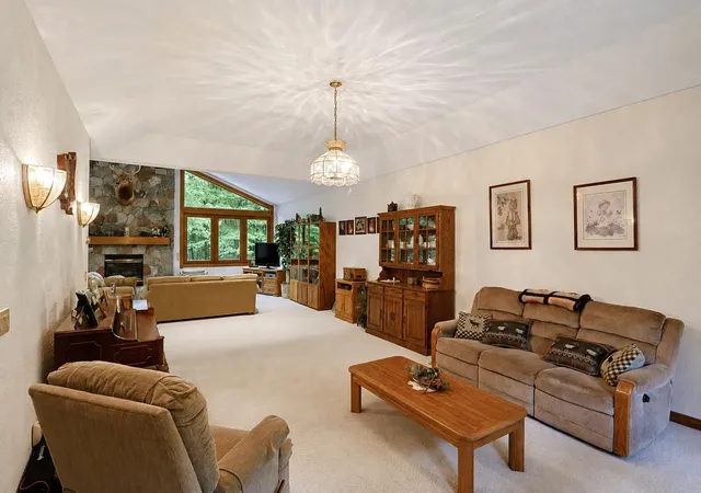 Photo 4 of Single family home for sale at 5785 W Isabella Rd, Mount Pleasant, MI 48858 | MLS# 79080073269 | Listing updated on 2026-09-17