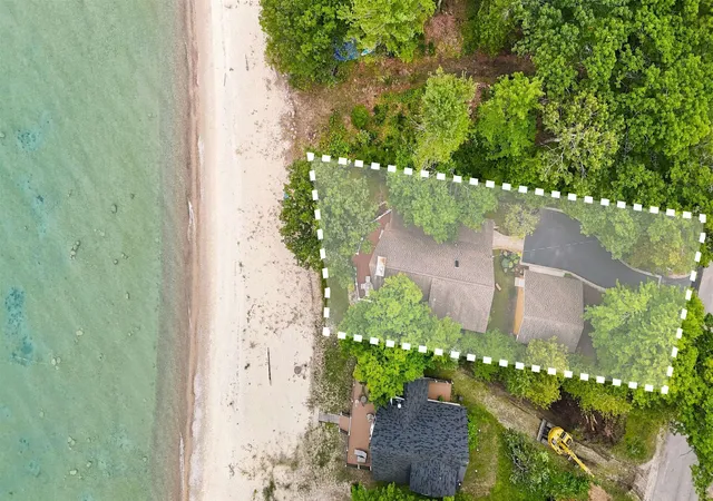 Photo 4 of Single family home for sale at 13700 N Forest Beach, Leland, MI 49654 | MLS# 78080073274 | Listing updated on 2026-09-08