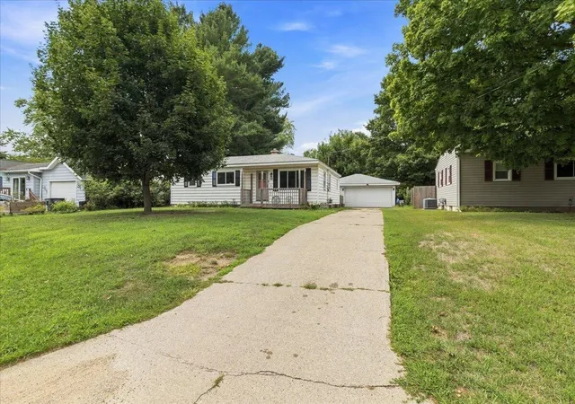 Photo 2 of Single family home for sale at 116 Northway St, Augusta, MI 49012 | MLS# 65026047316 | Listing updated on 2026-09-18