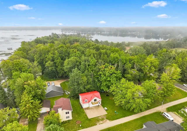 Photo 3 of Single family home for sale at 110 Bass Ct, Cadillac, MI 49601 | MLS# 78080073275 | Listing updated on 2026-09-07
