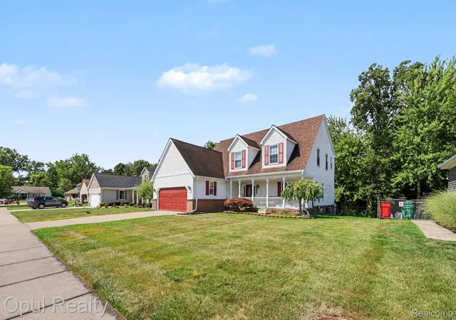 Photo 3 of Single family home for sale at 46309 Jasmine Ct, Chesterfield, MI 48047 | MLS# 20261071626 | Listing updated on 2026-09-05