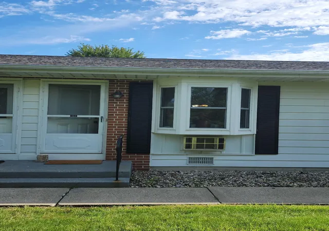 Photo 1 of Condo for sale at 484 Leisure Acres St, Sparta, MI 49345 | MLS# 65026047333 | Listing updated on 2026-09-15