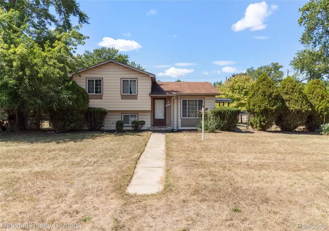 Photo 1 of Single family home for sale at 21025 Indian St, Southfield, MI 48033 | MLS# 20261071628 | Listing updated on 2026-09-06