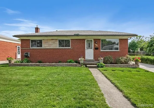 Photo 1 of Sale Pending at 4396 Dunn Dr, Warren, MI 48092 | MLS# 20261071631 | Listing updated on 2026-09-12