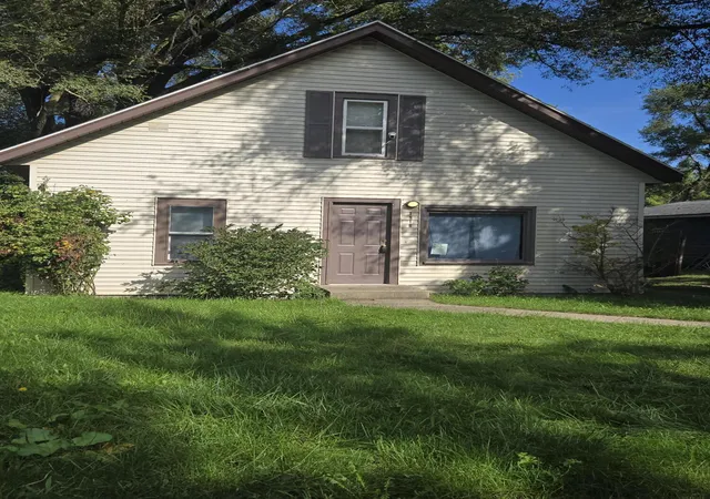Photo 1 of Single family home for sale at 1918 Franklin St, Muskegon, MI 49441 | MLS# 71026047334 | Listing updated on 2026-09-10