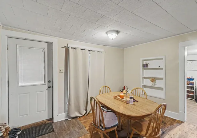 Photo 4 of Single family home for sale at 19367 T Dr S, Tekonsha, MI 49092 | MLS# 66026047339 | Listing updated on 2026-09-05