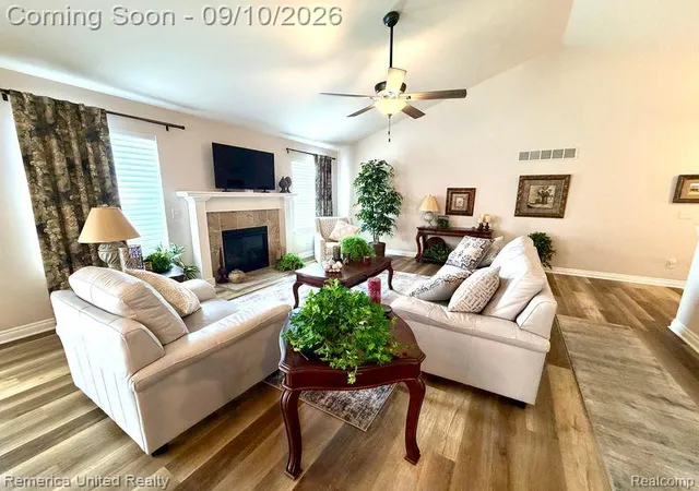 Photo 4 of Single family home for sale at 952 Preserve Ln, White Lake, MI 48386 | MLS# 20261071639 | Listing updated on 2026-10-28