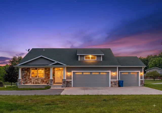 Single family home for sale at 2229 S Loxley Rd, Houghton Lake, MI 48629 | MLS# 78080073278