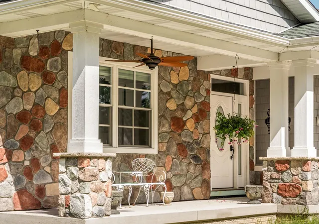 Photo 3 of Single family home for sale at 2229 S Loxley Rd, Houghton Lake, MI 48629 | MLS# 78080073278 | Listing updated on 2026-09-11