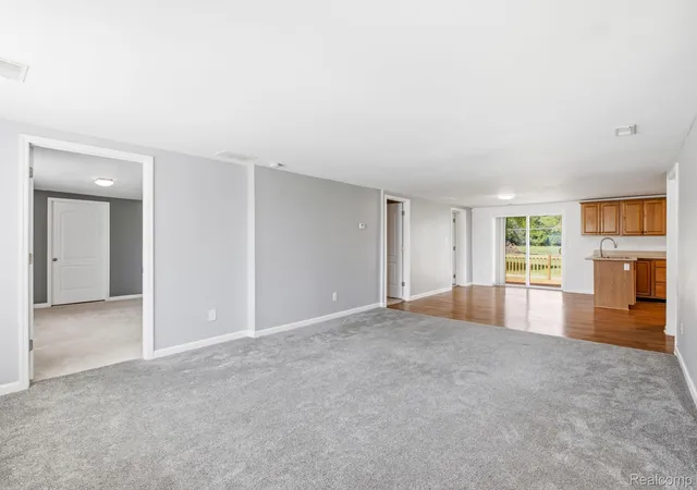 Photo 4 of Single family home for sale at 3246 Keewahdin Rd, Fort Gratiot, MI 48059 | MLS# 20261071643 | Listing updated on 2026-09-11