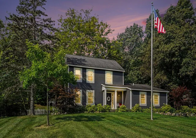 Photo 2 of Single family home for sale at 9712 Timber Hl Ct, Dexter, MI 48130 | MLS# 81026047345 | Listing updated on 2026-09-11