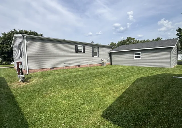Photo 1 of Single family home for sale at 3835 Kingsridge St, Jackson, MI 49201 | MLS# 71026047348 | Listing updated on 2026-09-08