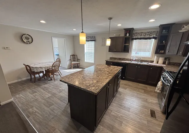 Photo 2 of Single family home for sale at 3835 Kingsridge St, Jackson, MI 49201 | MLS# 71026047348 | Listing updated on 2026-09-08